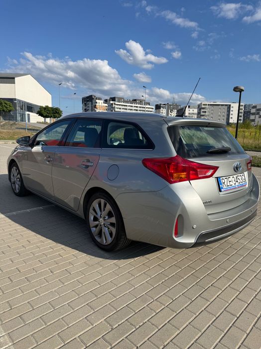 Toyota Auris 1.8