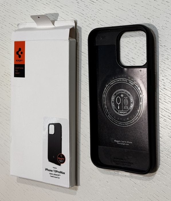 чехол с Magsafe на iphone 15 Pro Мах