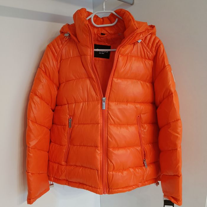 Damska kurtka puchowa w kolorze pomarańczowym GUESS S, L