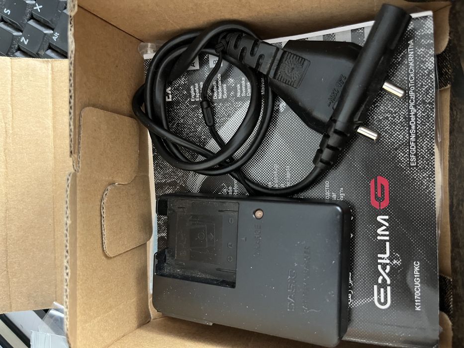 Máquina fotográfica Casio EX-G1