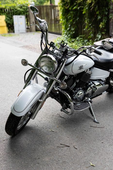 YAMAHA DRAG STAR 650 CLASSIC (2009) Biała Perła