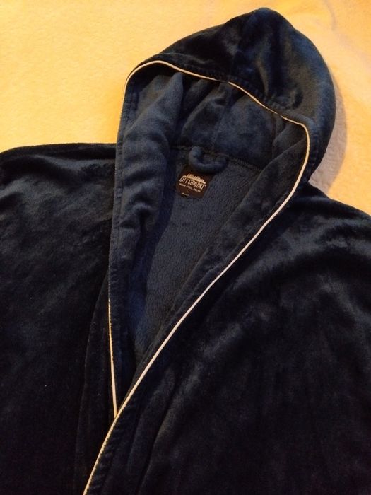 Халат чоловічий  2XL  poзмір 50  . 170-180 cм.