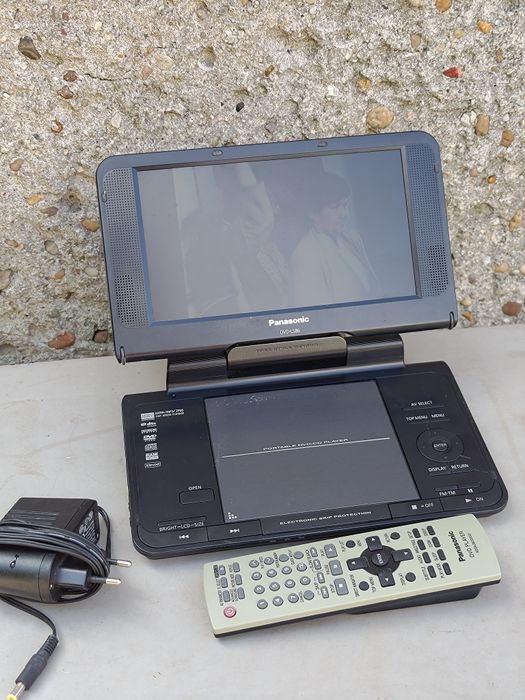 Odtwarzacz przenośny Panasonic DVD-LS86