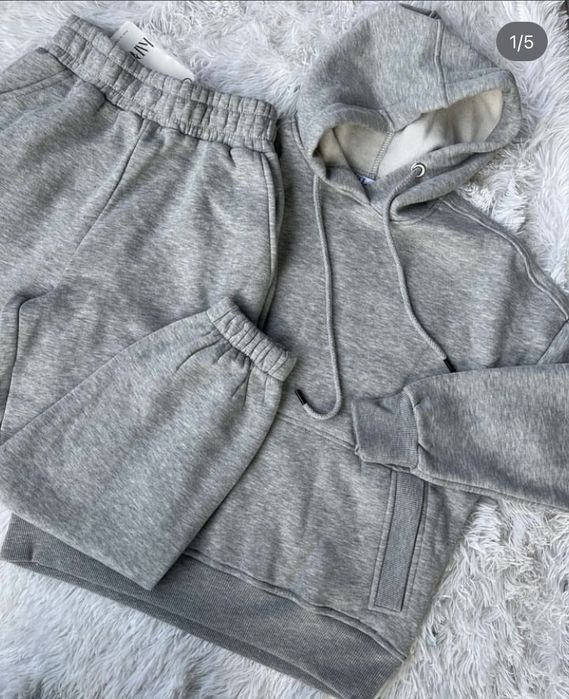 Сірий спортивний костюм люкс якості