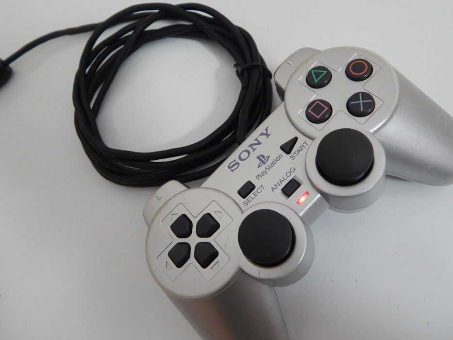 Oryginalny Srebrny Silver kontroler gamepad DualShock 2 do PlayStation 2 Sony stan dobry
