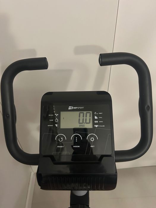 Stacjonarny magnetyczny rower treningowy