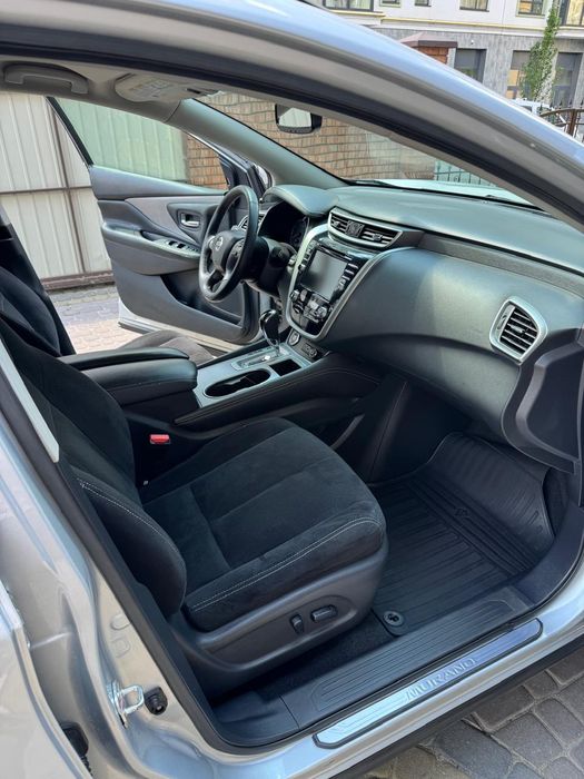 NISSAN MURANO 2019 року 140тис км