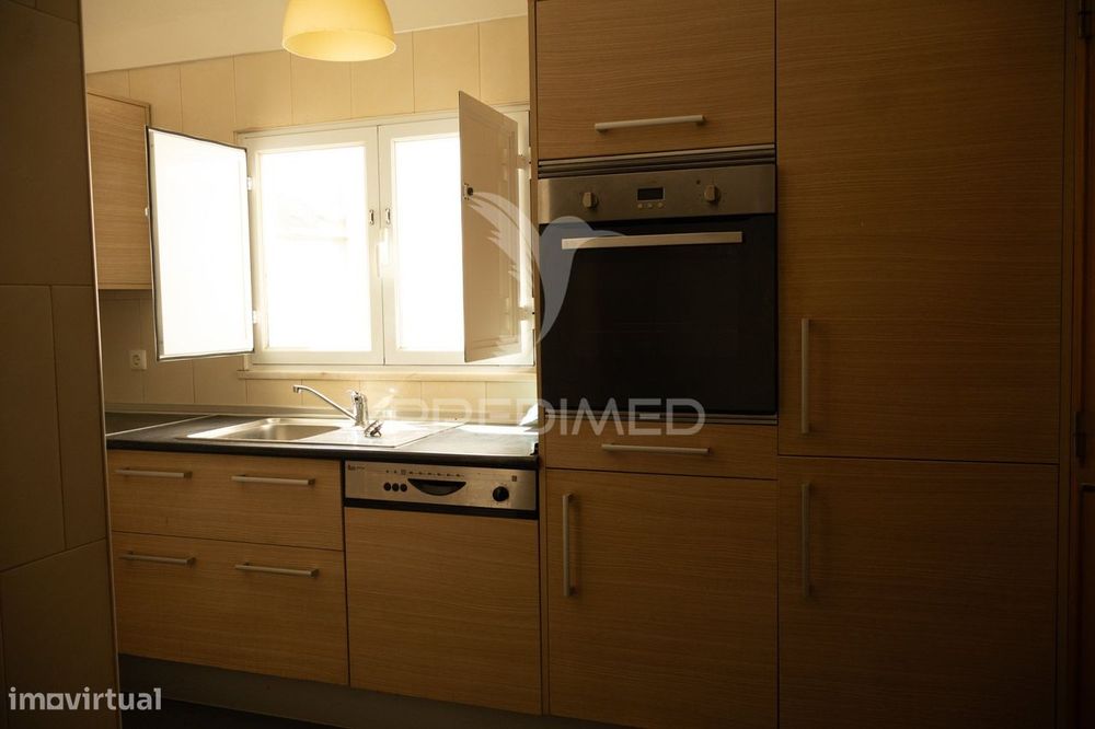 Apartamento T3+1 para arrendamento
