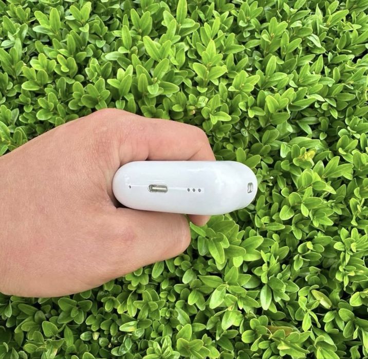 Продам навушників AirPods 2