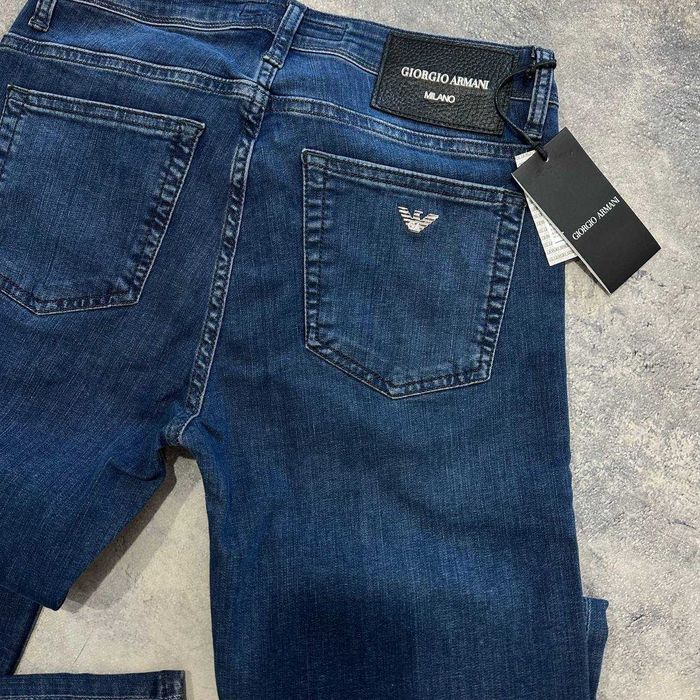 Якісні чоловічі сині джинси Армані)