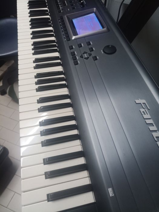 Vendo teclado Roland Fantom FA76