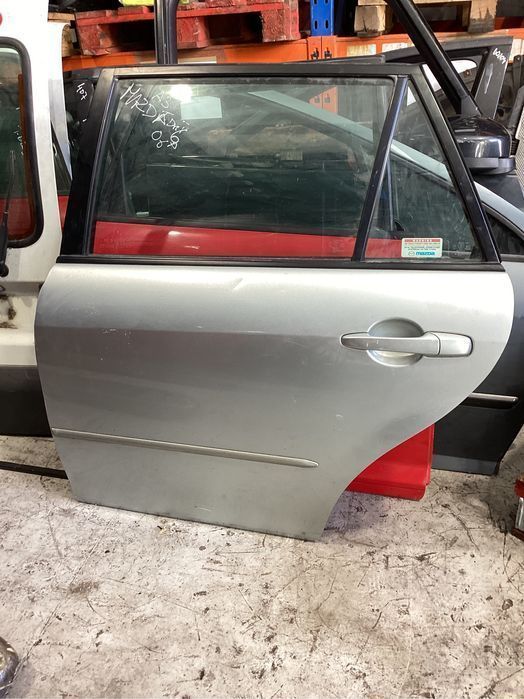 Porta traseira esquerda Mazda 6