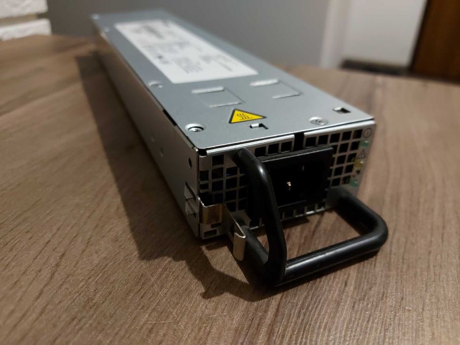 Zasilacz serwera D670P-S0 670W DELL