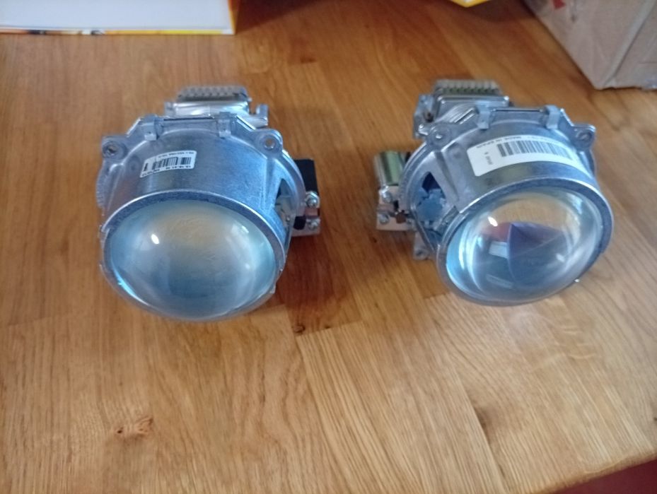 Продаю біксенон модулі на вектра с 2007