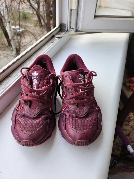 Кроссовки adidas
