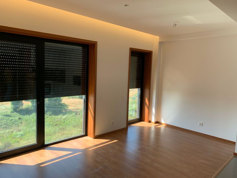 T1, Asprela Domus II, em frente Hospital São João