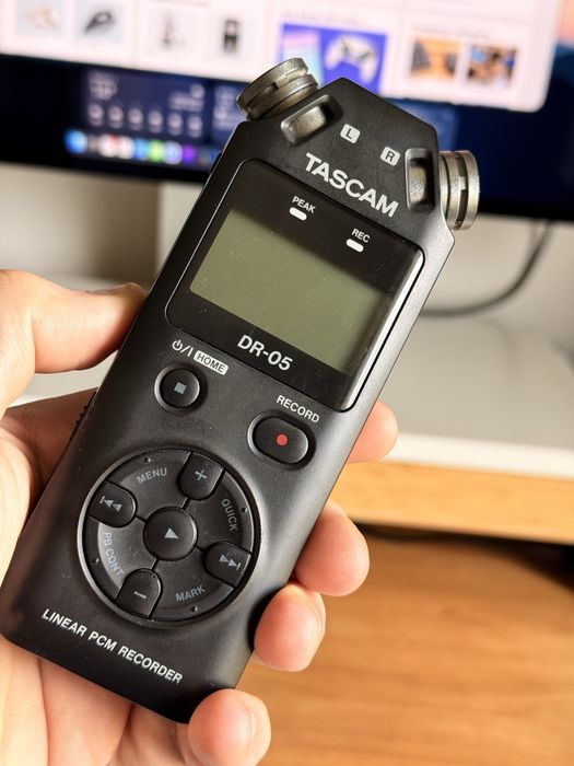 Rejestrator dźwięku Tascam DR-05