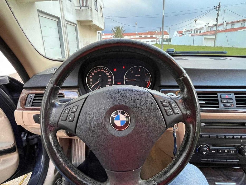 Bmw 320 bancos em pele