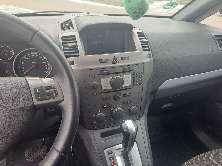 Продам Opel Zafira