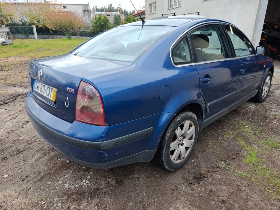 Volkswagen Passat 1.9 tdi 130 cv ASZ para peças ts Material disponível