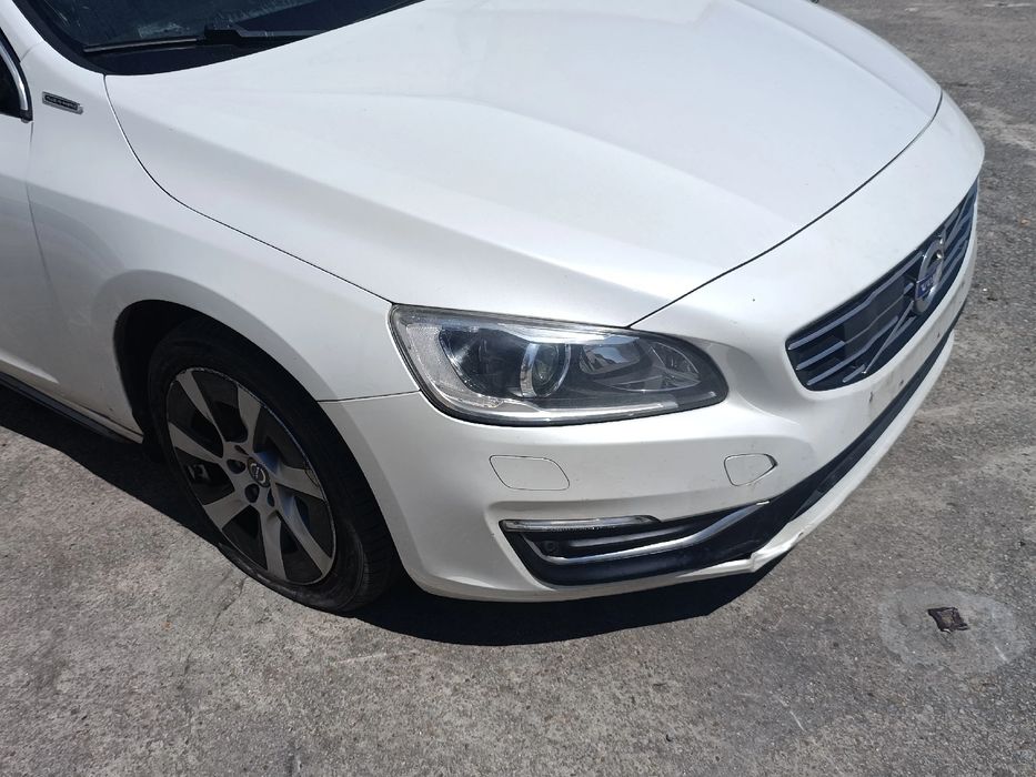 Frente completa VOLVO V60 I Van (155)