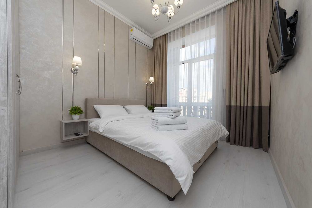 Видова на Майдан Хрещатик, Бориса Гринченко 2