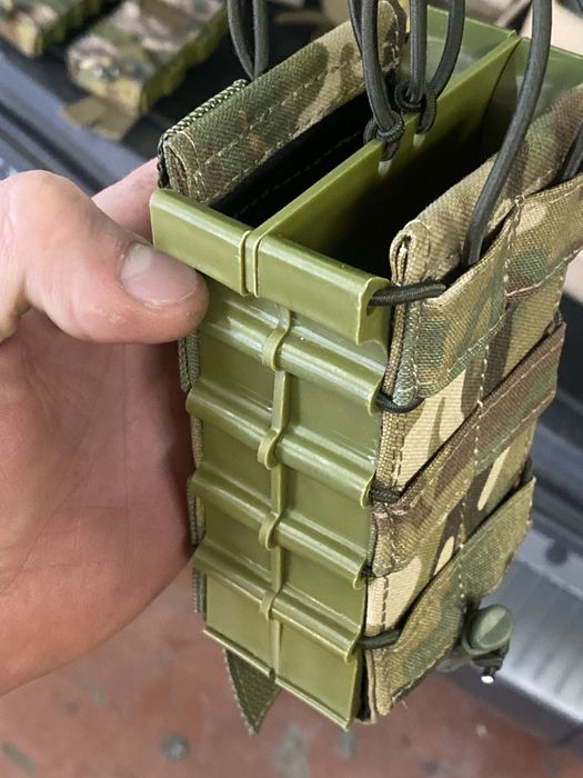 Підсумок магазину АК/AR подсумок двойной с пластиковым каркасом