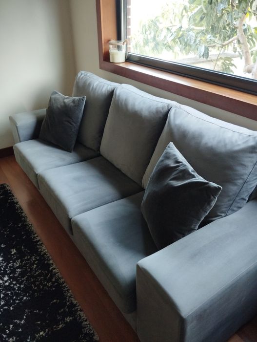 Sofá Grande Cinzento 3 Lugares Veludo