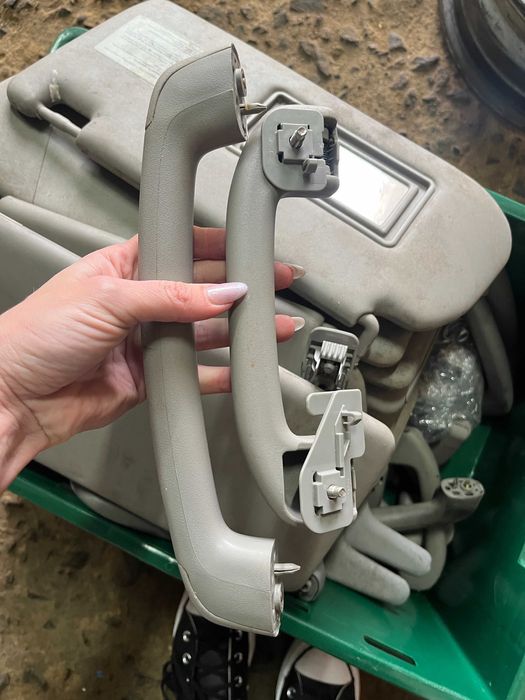 Сонцезахисний козирок ручка Nissan Navara D40 Pathfinder R51 L200