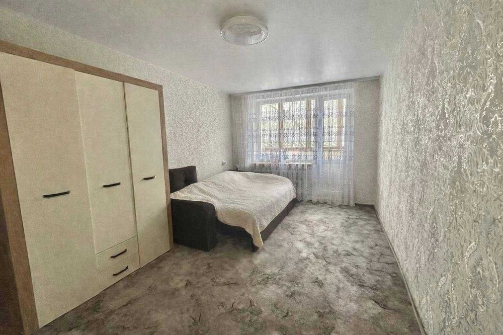 Продаж 3 к. трикімнатна квартира АГВ Вишенька.