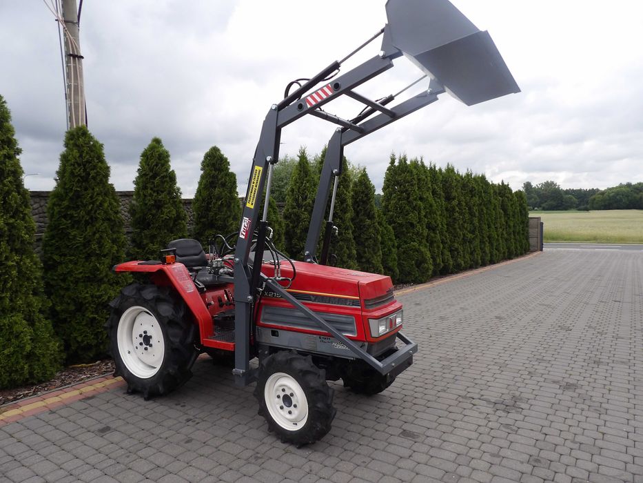 Yanmar F215 4x4 wspomaganie mini traktorek ogrodniczy ładowacz czołowy Tur kubota iseki mitsybishi hinomoto shibaura
