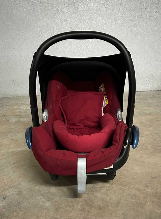 Cadeira Auto + Carrinho bebé + Ovo + Base Isofix em excelente estado