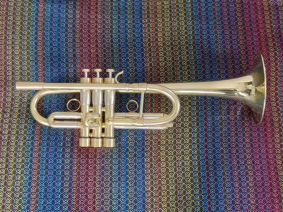 Trąbka Monette STC-4