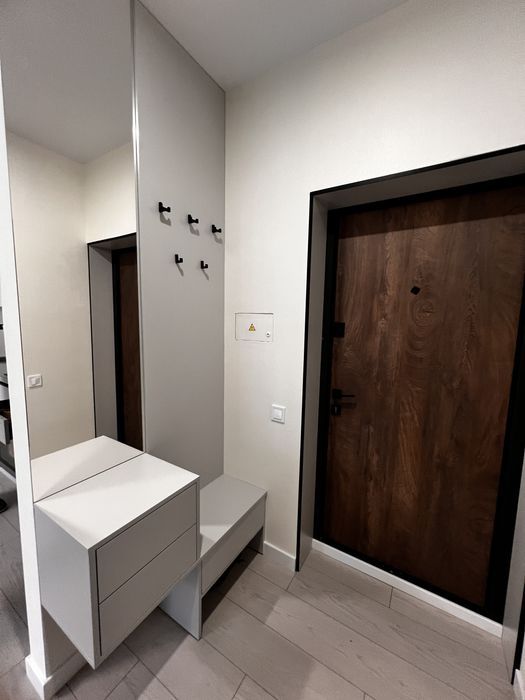 Продам однокімнатну квартиру з ремонтом! Швидкий виїзд до Києва!