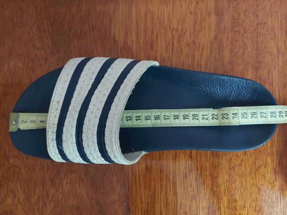 Шлепанцы тапочки фірми adidas оригінал

Стан хороший 

Made in Italy