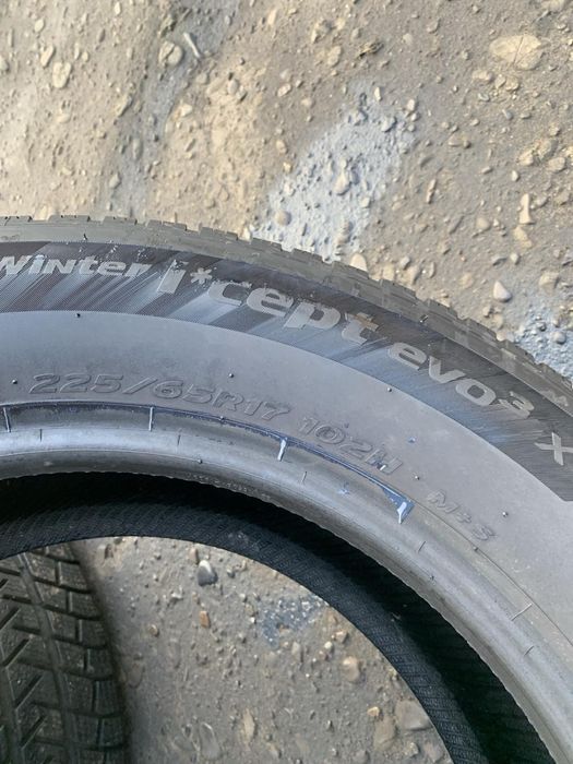 Шини 225/65 R17 Hankook 2023p зима 7/6,7мм