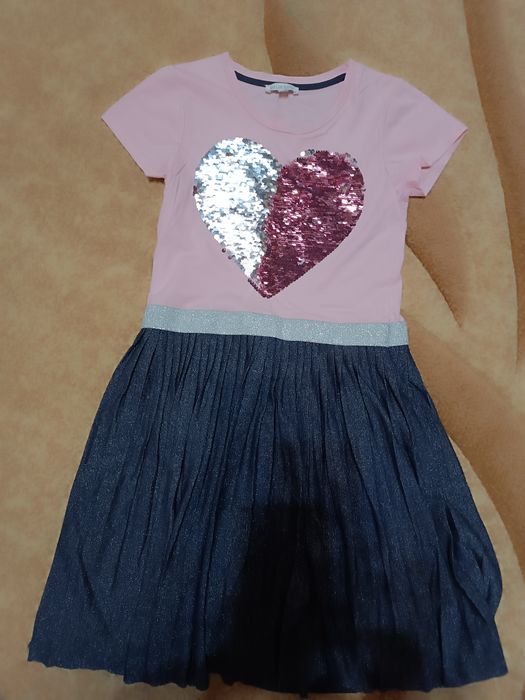 Святкові сукні 122-128