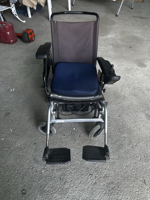 Cadeira de rodas eletrica