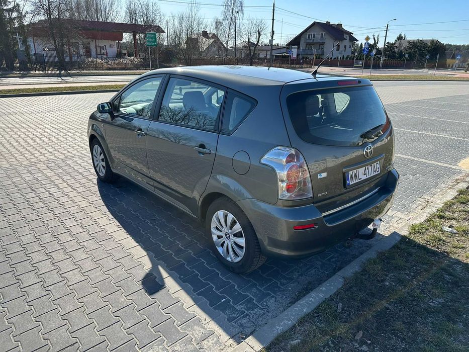 TOYOTA Corolla VERSO 1.8 VVT-i wersja SOL