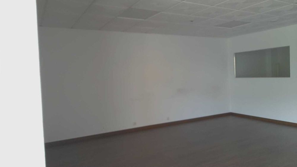 Sala para escritório, formação, serviços gerais