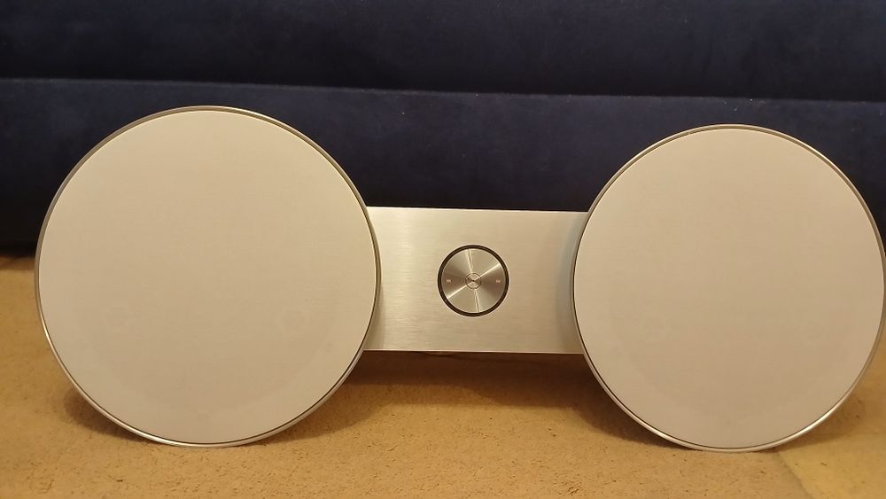 Колонка Bang&Olufsen