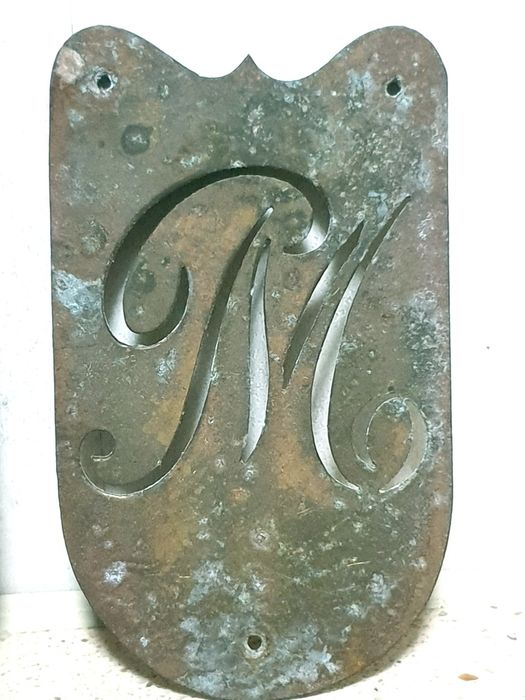 Antigas placas estênceis em bronze com monogramas do Sec. XIX
