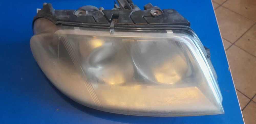 Lampa przednia lewa prawa przód prawy lewy Vw Passat B5 FL europa