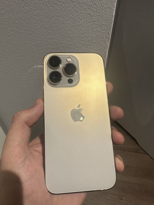 IPhone 13 Pro 128GB Gold . Bateria: 94%