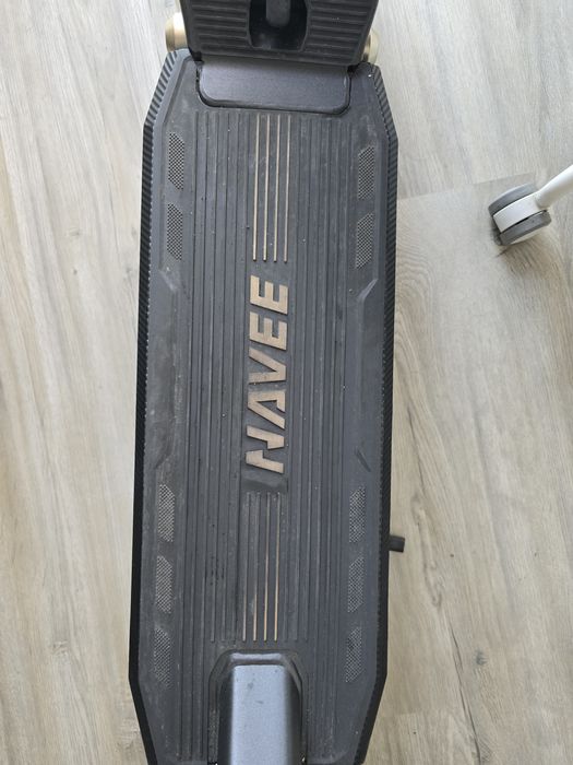 Trotinete Navee ST3-E — Semi-nova | 3 meses de uso