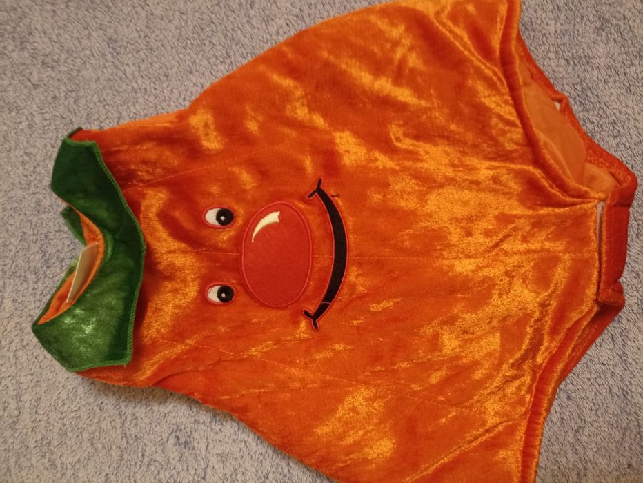 Новорічні або сценічного мистецтва