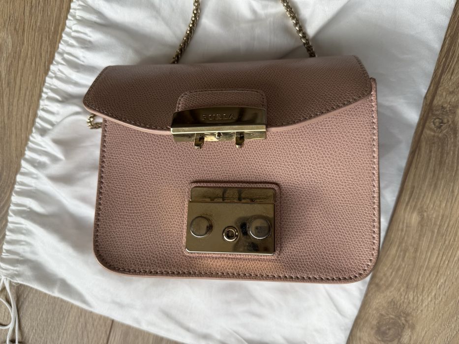 Mala furla em optimo estado!