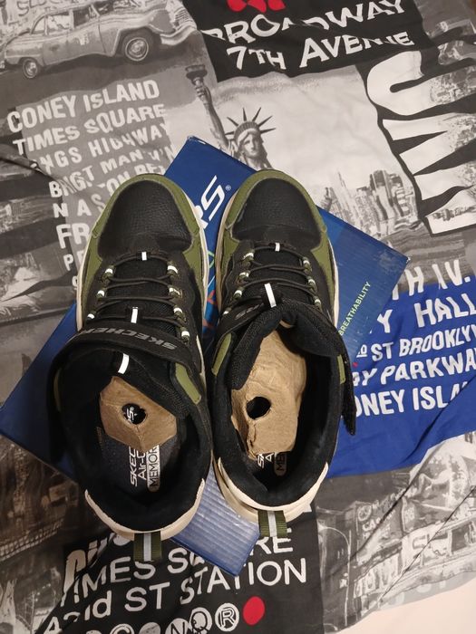 Високі кросівки Skechers р.38