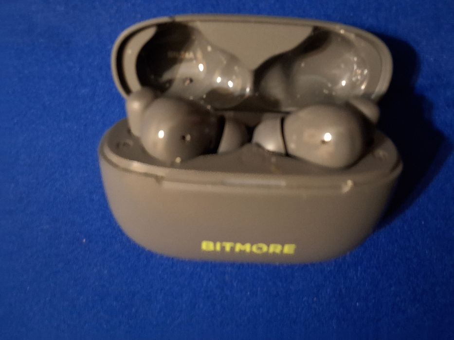 Phones de ouvido usados e em bom estado BITMORE