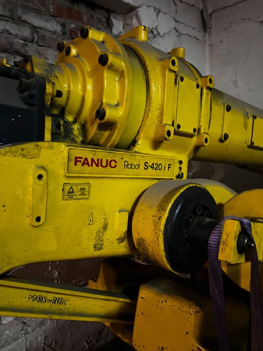 Robot przemysłowy Fanuc S-420iF
